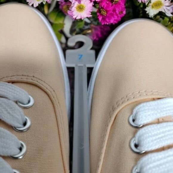 Universal Thread Orange Lace-Up Shoes! - Picture 7 of 9